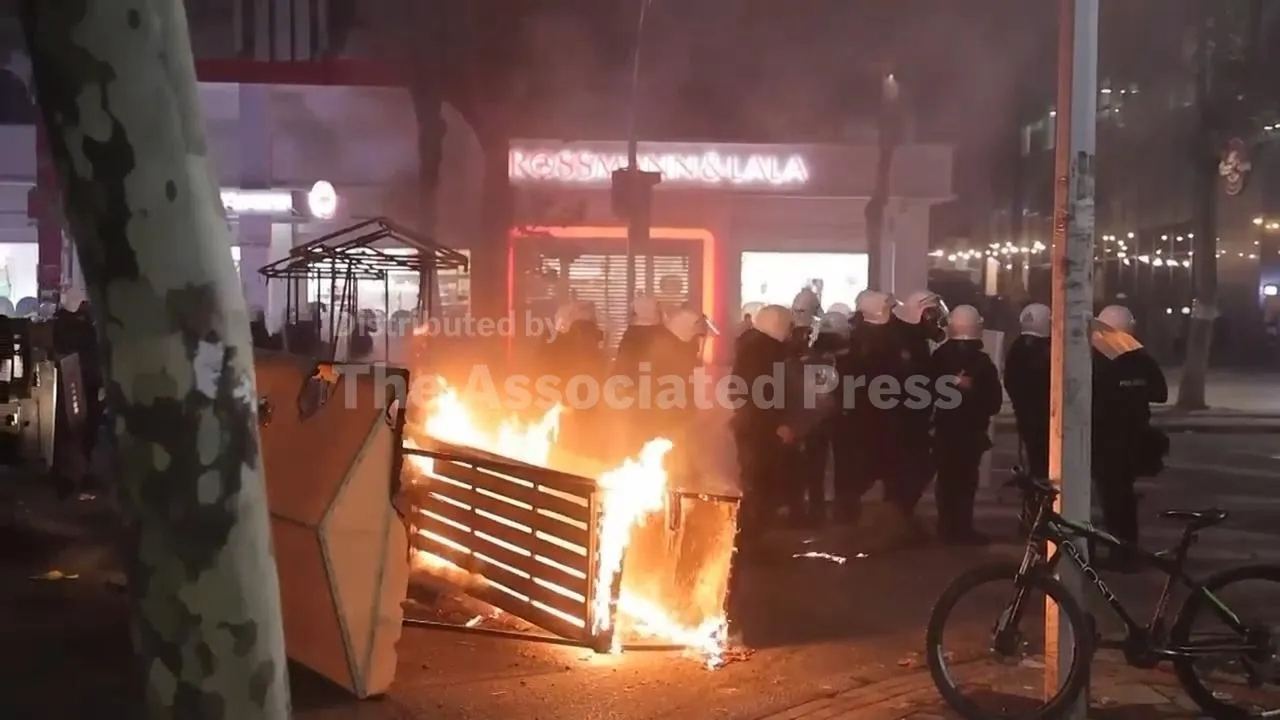 Protestat studentore në kryeqytet kthehen të dhunshme — Tiranë, 19 tetor 2026