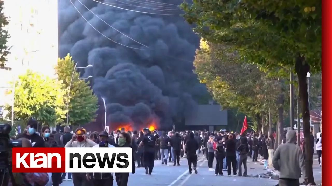 Agravon protesta e studentëve në kryeqytet — Tiranë, 14 tetor 2026